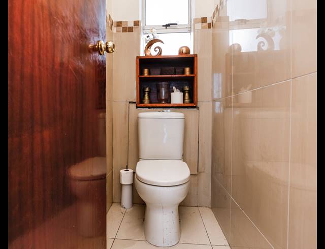 2 BEDROOM APARTMENT FOR SALE IN DURBAN CENTRAL